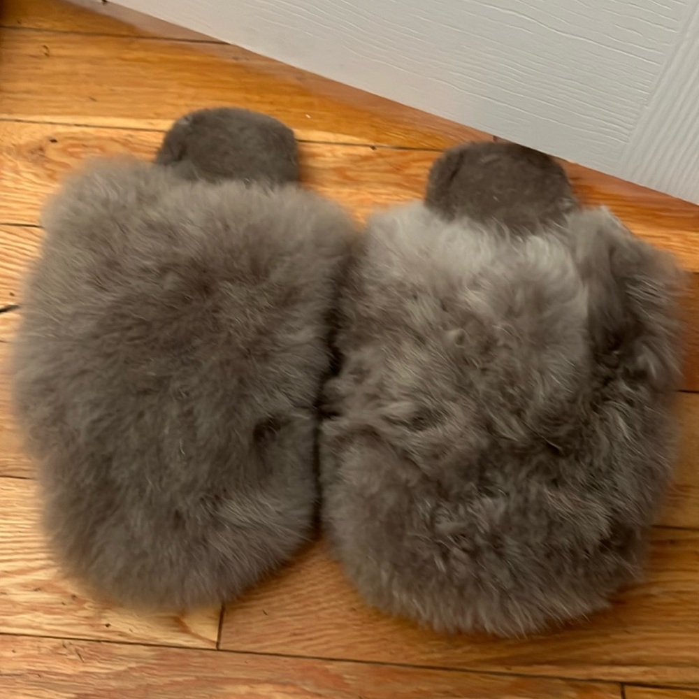 Alpaca hair slippers